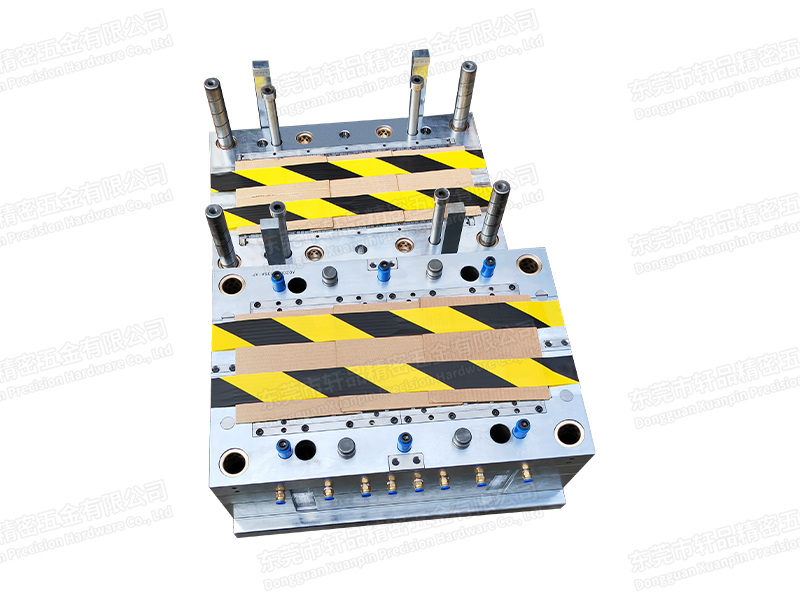 LED bracket mould